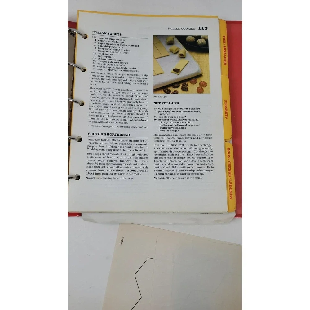 Betty Crocker's‎ Cookbook New & Revised 5 Ring Binder 1989 7th Printing Vintage
